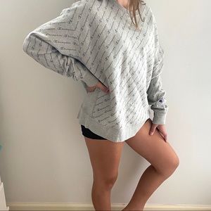 Large oversized champion sweatshirt/crew neck